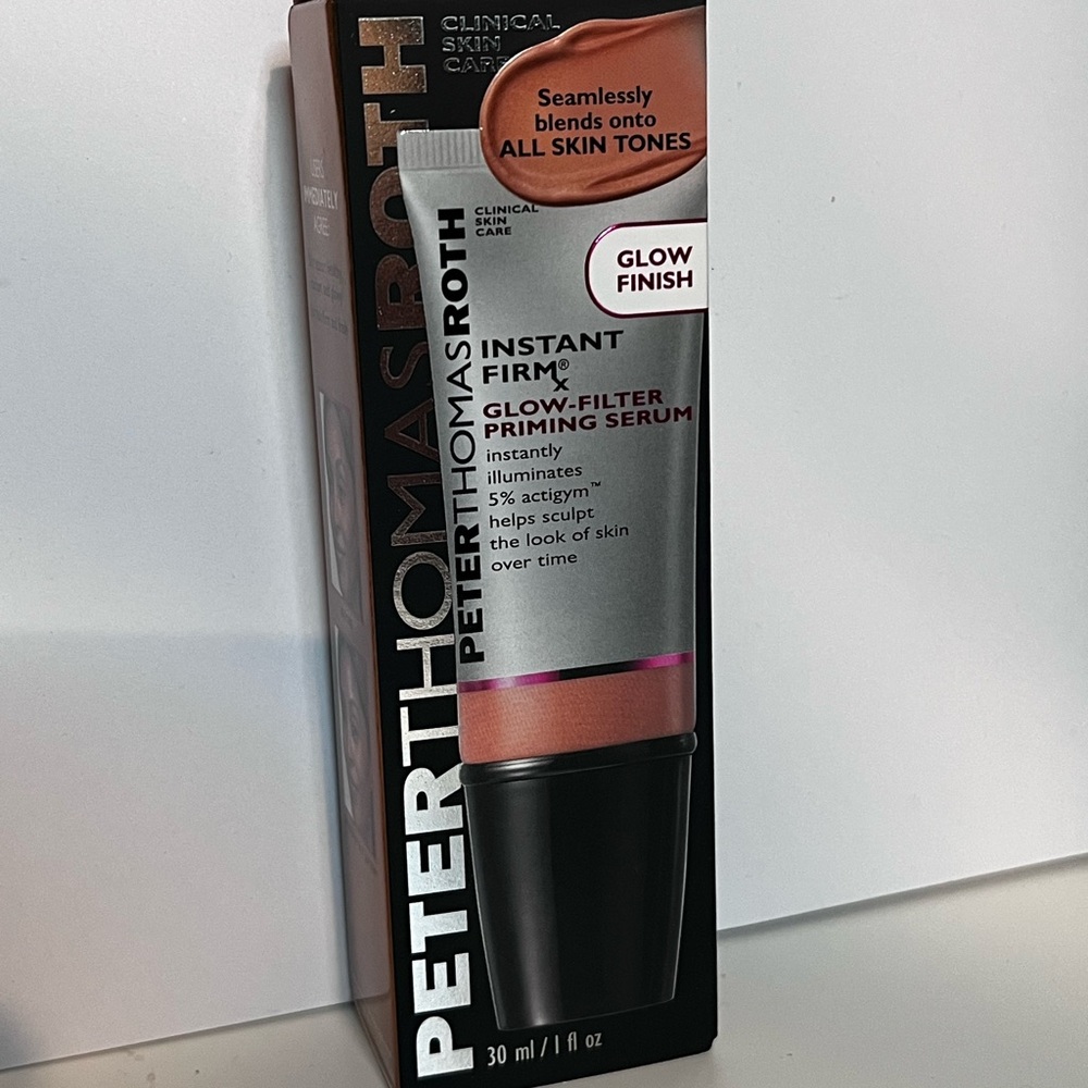Peter Thomas Roth Instant FirmX Glow-Filter Priming Serum - Black and Silver